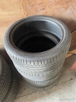Pneumatiky 225/40R18 continental