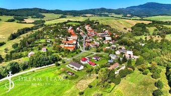 Slnečný, stavebný pozemok o veľkosti 1524m2 v obci Beluj