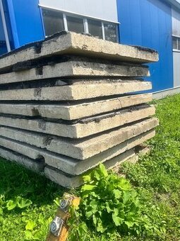 Predám betonové cestné panely