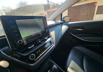 Toyota Corolla,1,8 HYBRID