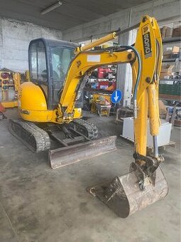 Bagr JCB 8030