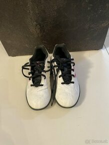 Turfy adidas 32 - 1