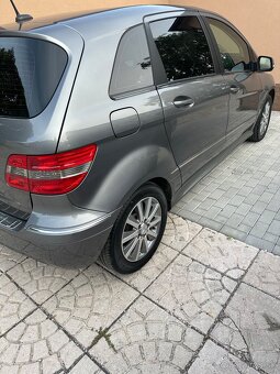 Mercedes B180 Blue EFFICIENCY benzín 1,7