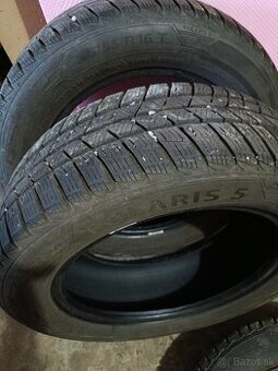 predam 2ks zimnych gum 205/55 R16