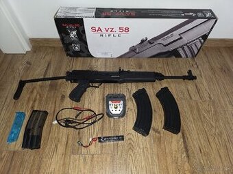 Airsoft zbraň + výbava