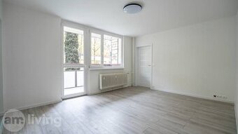 PRIESTRANNÝ - 4i byt 80 m2 + loggia - Trenčín