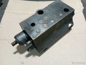 Kocka hydrauliky Zetor