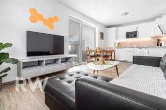 Rezervované Moderný 3-izbový rodinný dom v Slovenskom Grobe