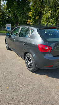 Seat Ibiza 1.4 63Kw r.v 2010 + odoberateľné ťažné