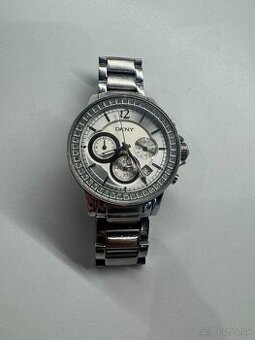 DKNY damske strieborne hodinky