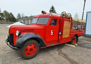 Specialny poziarnicky hasicsky veteran Ford s TP