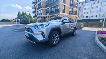 Toyota Rav4 2,5 hybrid FWD