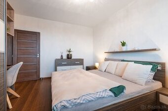 NA PREDAJ 1,5 IZBOVÝ BYT S DVOMI LODŽIAMI