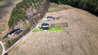 STAVEBNÝ POZEMOK V OBCI PREČÍN, 910m2