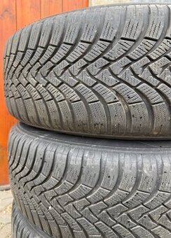 zimné pneu. Falken 235/60 R18; 7,5mm