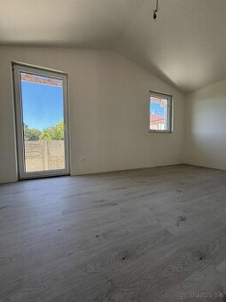 Predáme novostavbu 2 izb domček 87m2 Nr. Hrnčiarovce