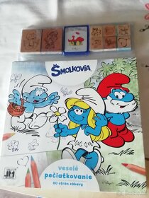 Rôzne h hračky skladačky.