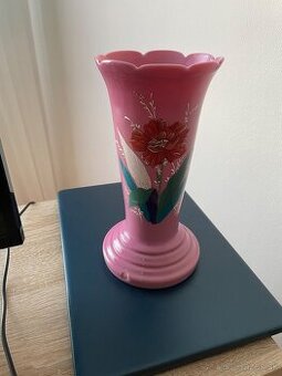 Starucká , sklenená váza