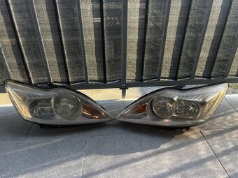 Predne svetla ford focus