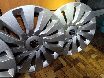 Predam puklice škoda Octavia 2 r16