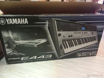klavesy Yamaha E443
