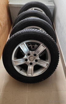 Celoročné pneumatiky