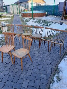 Predám stoličky na renováciu