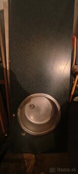 Kuchynská doska z dresom.