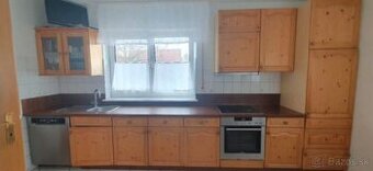 Kuchyňská linka smrk masiv se spotřebiči,6263