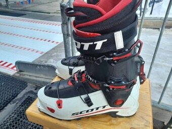Skialpové lyžiarky scott