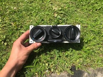 Predám náhradné diely na octavia 1