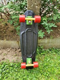 Original Pennyboard Nickel skateboard