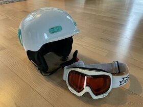 detská lyžiarska prilba xs s okuliarmi