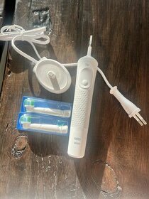 Elektricka zubná kefka - 1