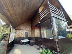 Zrekonštruovaná rekreačná chata na Zemplínskej Šírave