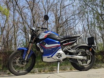 Elektrický motocykel Super Soco TC Pro