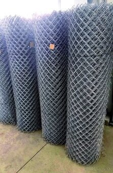 Predám pozinkované pletivo z 2,5mm drôtu