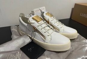 Giuseppe Zanotti nove - 1