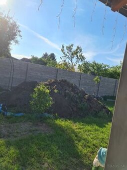 Darujem zeminu
