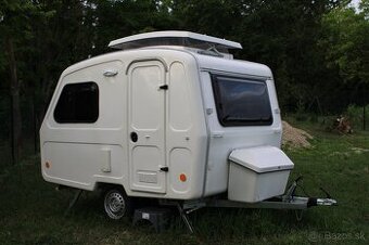 Karavan Niewiadow N126D