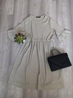 5-BooHoo dámske šaty veľ 42