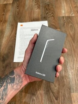 Samsung Galaxy S25