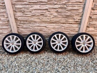 Komplet letnú sadu alu VW Omanyt R32 5x112 225/40 R18.