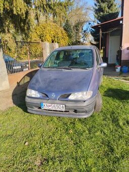 Renault scenik