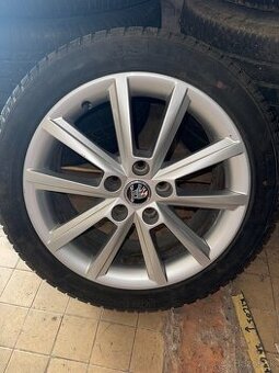 5x112 225/45 R17 94V XL