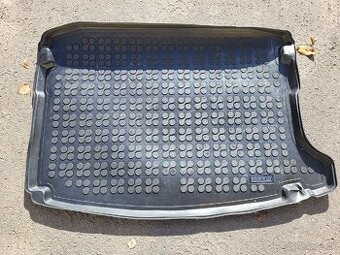 Gumená vanička Seat Ateca