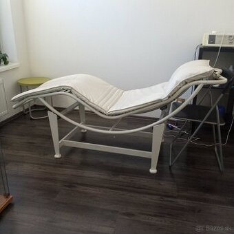 Kozmetické lehátko