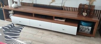 Tv stolik plus vitrina