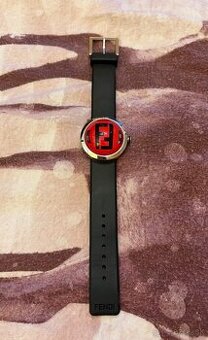 Luxusné dámske hodinky Fendi