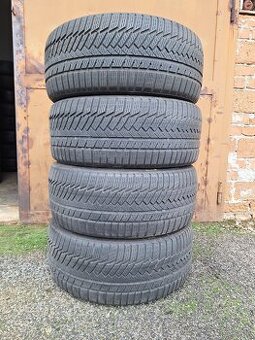 245/40r18 Continental